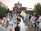 İşadamı Hasan Mısırlıgil`den Bin Kişiye İftar Yemeği