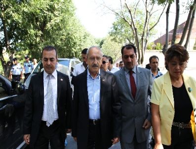 Kılıçdaroğlu: Türkiye, Komşusunun İçişlerine Karışmamalıdır