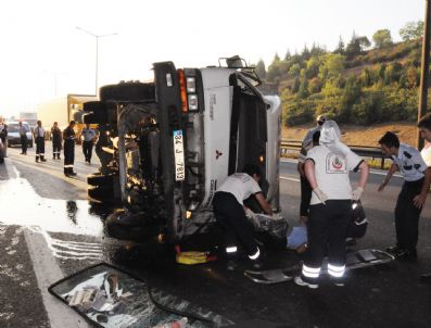 O-2 Karayolu`nda Kamyon Devrildi: 1 Yaralı