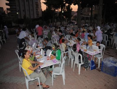 Yenişehir Kaymakamlığı`ndan İftar Yemeği