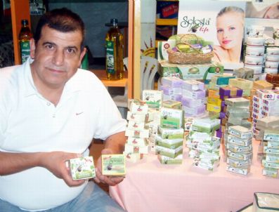 25 Çeşit Zeytinyağı Sabunu Üretti