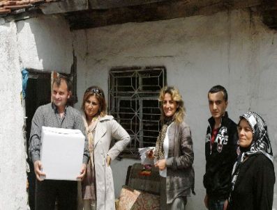 Ak Partili Kadınlardan Gıda Yardımı