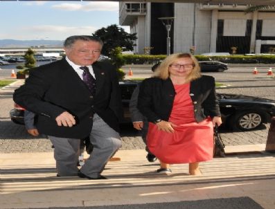 Avusturya, Fuarın Açılışına İki Bakanla Geliyor