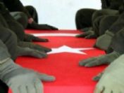 Adanalı şehidin Baba ocağına ateş düştü