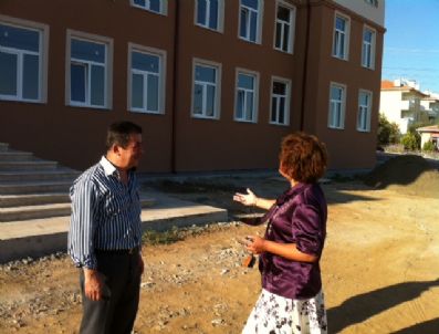 Balıkesir Milletvekili Ali Aydınlıoğlu Hayırsever Fernur Sözen Tarafından Yaptırılan Lise İnşaatında İncelemelerde Bulundu
