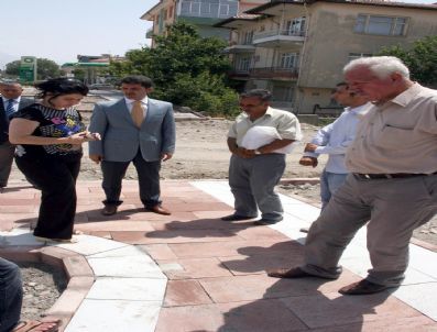 Kaldırım Çalışmaları Devam Ediyor