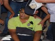 Kamyonetin Çarptığı Trafik Polisi Yaralandı