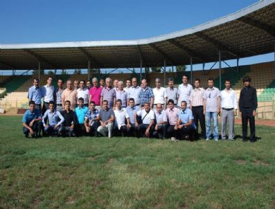 Mhk Üyesi Yavuz Karaozan Tffhgd Üyeleriyle Bir Araya Geldi