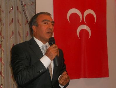 OKTAY ÖZTÜRK - Mhp Erzurum İl Teşkilatı Üyeleri İftarda Buluştu
