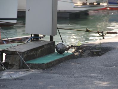 Tarabya sahilinde 'mayın' paniği