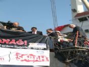 Somali`ye 5 Bin Tonluk Yardım Gemisi