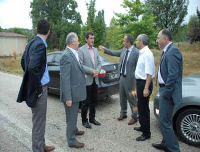 Yeniköy Yolu Yenileniyor