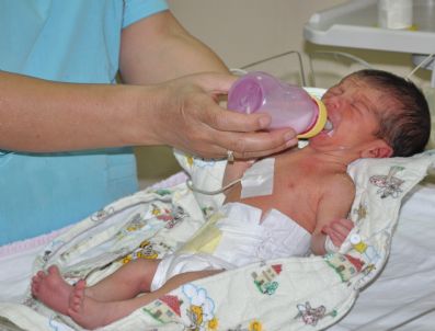 10 Günlük Bebek Sokağa Bırakıldı