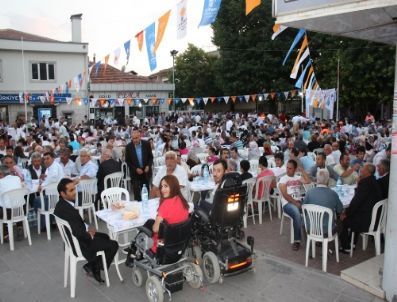 Ak Parti Kırşehir`de 3 Bin Kişiye İftar Verdi
