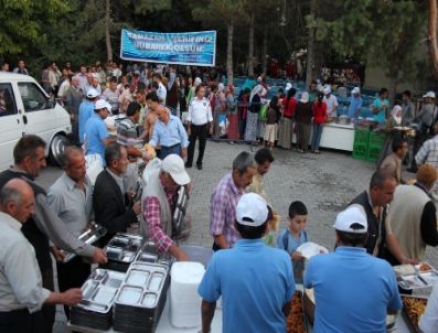 ŞÜKRÜ AYALAN - Ak Parti Nevşehir İl Teşkilatı`ndan 10. Yıl Kutlaması