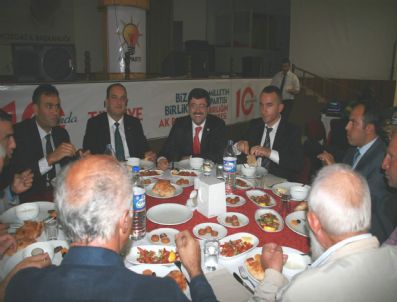 ERTUĞRUL SOYSAL - Ak Parti Yozgat İl Teşkilatı 10. Kuruluş Yıldönümünde İftar Yemeği Verdi
