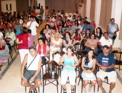 Ayvalık’ta “devrimden Sonra” Filmine Büyük İlgi