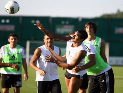 Beşiktaş, Alania Vladikavkaz Maçının Hazırlıklarını Sürdürdü