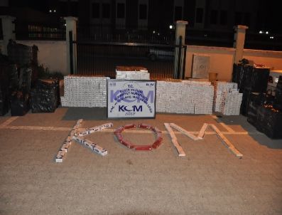 Düzce’de 42 Bin 500 Paket Kaçak Sigara Yakalandı