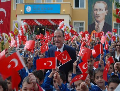 Hayırseverler Devletle Yarışıyor