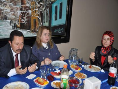 Vali Balkanlıoğlu`ndan Şehit Yakınları ve Gazilere İftar