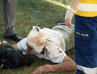 Van`da trafik kazası: 3 ölü, 3 yaralı