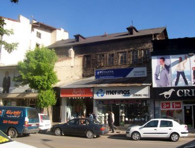 Atatürk`ün Askerlikten İstifa Ettiği Konak Depo Olarak Kullanılıyor