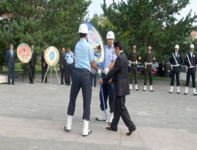 YUNUS KILIÇ - Chp Kars İl Örgütü, Kars`ın Fethedilmesi Yıldönümü Törenine Katılmadı