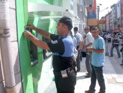 Dolandırıcılık Arttı, Polis Broşürlü Uyarı Yaptı