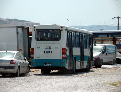 ALAADDIN ÖZKURNAZ - Erenköy Belediyesi`nin Otobüsü İcra Takibi Sebebiyle Bağlandı