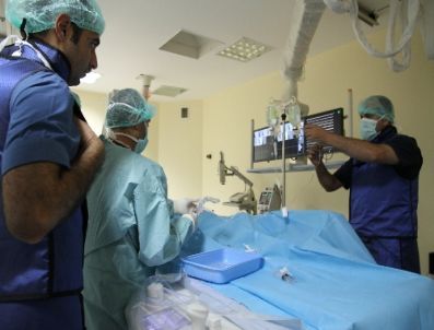 Erzincan`da Bir İlk: Koroner Anjiyo Yapılan Hasta 2 Saatte Taburcu Oldu