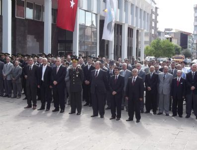 Kars’ın Selçuklu Türkleri Tarafından Fethinin 947. Yıldönümü Münasebetiyle Tören Düzenlendi