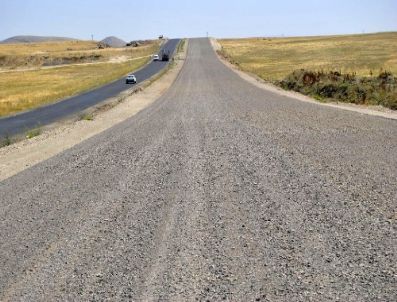 Patnos`taki Duble Yol Çalışmaları Sürüyor