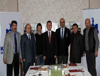 ‘rasat Zamanı’ Adlı Eser Birinci Oldu