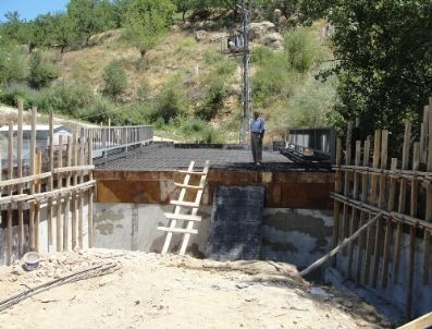 ŞAHNAHAN - Şahnahan Köprüsü Yenilendi