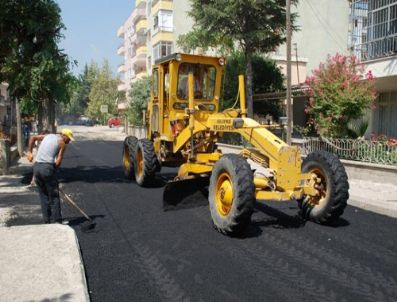 Silifke`de Asfalt Çalışmaları Devam Ediyor