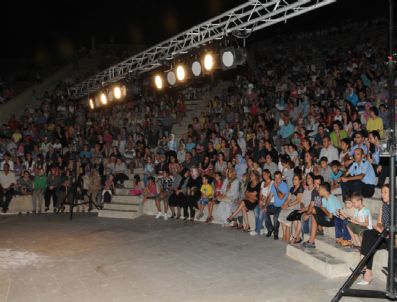 NIOBE - Tasavvuf Konseri ve Sema Gösterisi Beğenildi