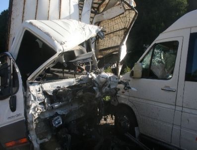 Zonguldak`ta Trafik Kazası: 1 Ölü 5 Yaralı