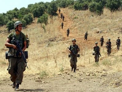 Askeri birliğe taciz ateşi açıldı