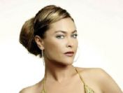 Avşar ilk şarkısını piyasaya sürdü