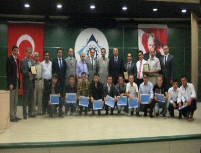 Erzurum`da Umem Kursunda Başarılı Olanlara Sertifikaları Verildi