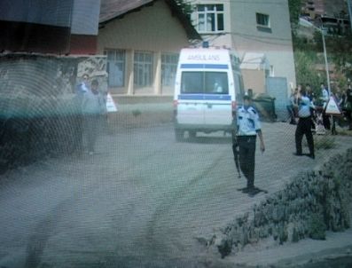 ERDOĞAN GÜRBÜZ - Hakkari`de İkinci Patlama: 1 Korucu Öldü, 1 Korucu Yaralandı