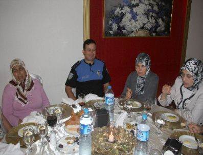 Hatay Polisi Sayesinde Yaşlılar Artık Yalnız Değil