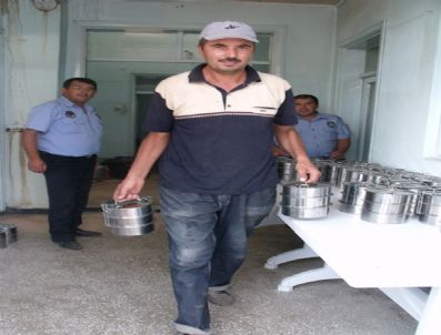 KıZıLCABÖLÜK - İftar Yemekleri Sefer Taslarında Evlere Götürülüyor