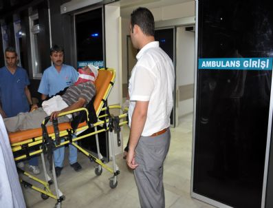 Patpatla Motosiklet Çarpıştı: 3 Yaralı