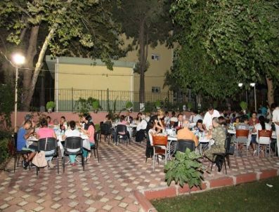 ŞAHIN BAYHAN - Ramazan Ayında Kimsesiz Çocuklar Unutulmadı