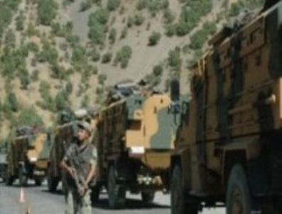 Şemdinli'de askeri konvoya saldırı