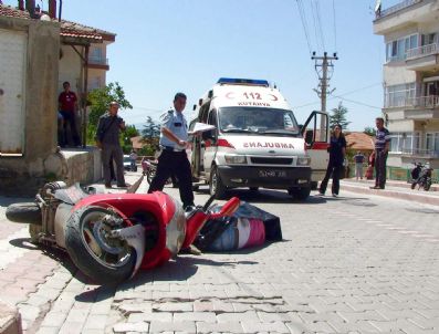 Üzerinden Kamyon Geçen Motorsiklet Sürücüsü Feci Şekilde Hayatını Kaybetti