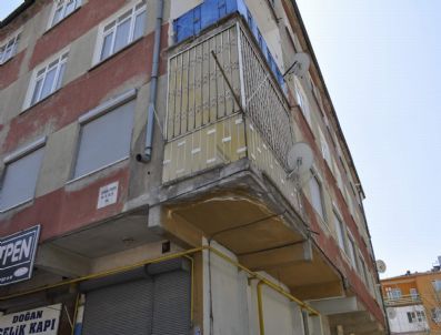 5 Aylık Hamile Kadın İntihar Etti