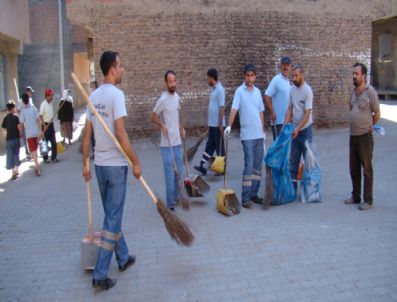 Bağlar`da Temizlik Kampanyası